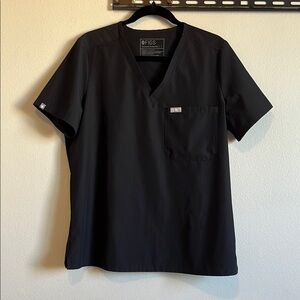 Figs Catarina Black Scrub Top